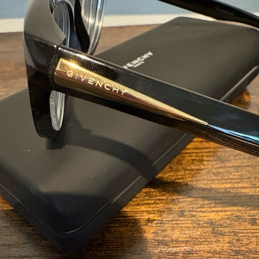 Givenchy Elegant Black Eyewear - image 3